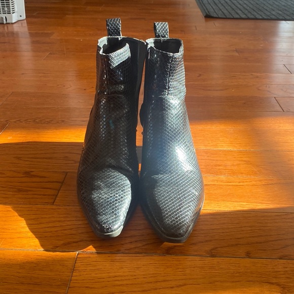 Zara Western snakeskin texture boots - Picture 1 of 6